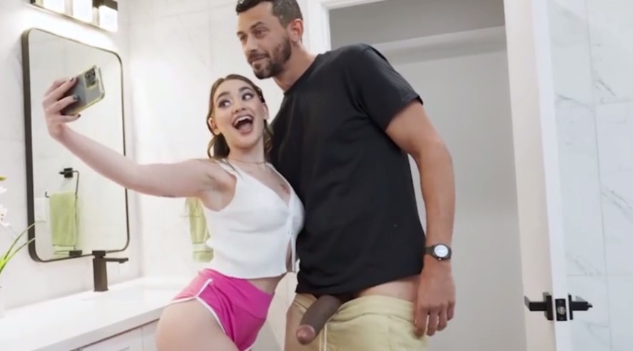 Justine Jakobs &amp; Sera Ryder Turn：继母-继女三人行Into采访